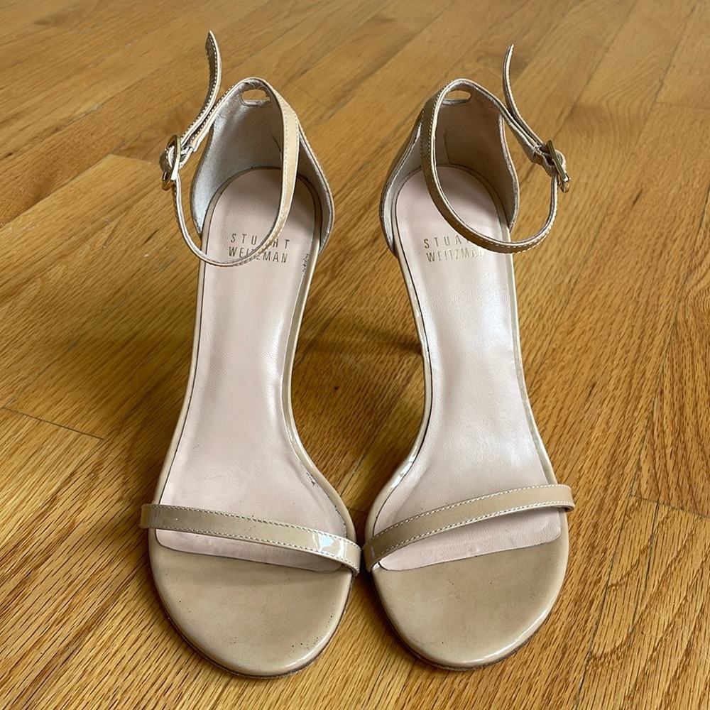 Stuart Weitzman Nudistcurve patent nude 100 stiletto sandal. 3.9” 10cm 35.5 EU.